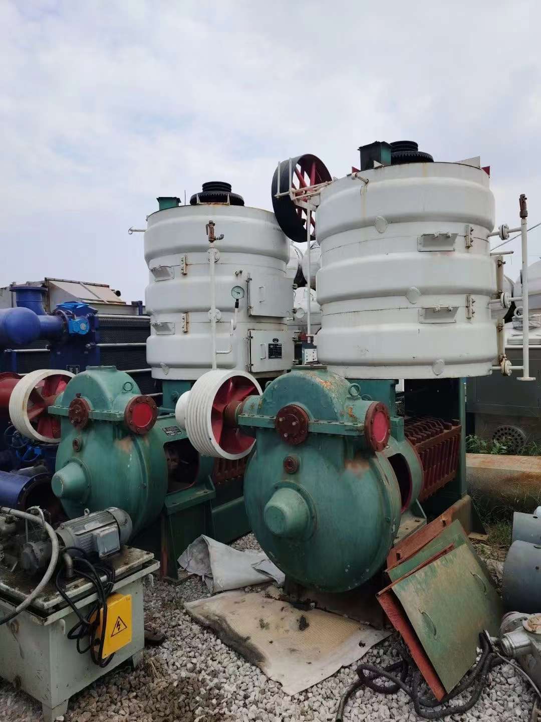 转让二手榨油机 两台202型南皮产螺旋榨油机