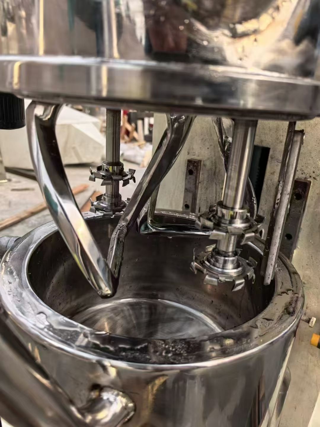 转让二手行星搅拌机 一台容积5L实验型广州产双行星