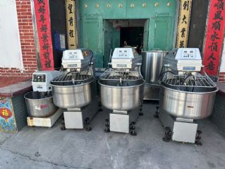 出售二手50公斤立式和面机