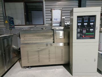 转让二手双螺杆膨化机 二手70型膨化机 二手狗粮膨