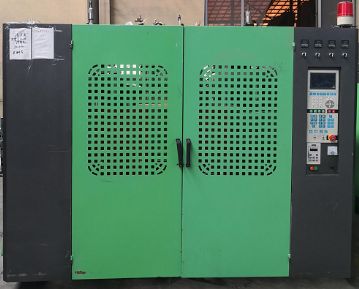 出售1186九九成新盛强5L双工位四模头80吹塑机