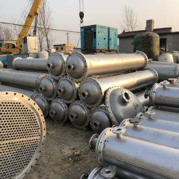 出售二手冷凝器 转让各种型号冷凝器 9成新一年内