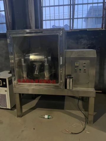 转让二手超威粉碎机 一台120型振动式低温超威粉碎