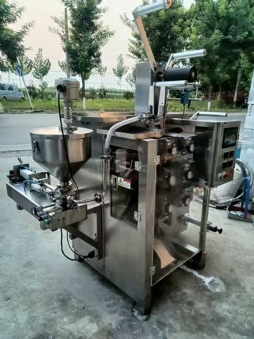 转让二手酱料包装机 一台Y L-150B型全自动酱