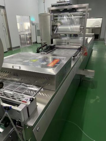 转让二手拉伸膜包装机 一台鼎源产640型连续式拉伸