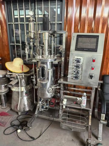 转让二手生物发酵罐 一台容积30升全自动微生物发酵
