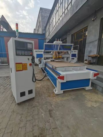 出售四工序开料机 带自动退料 新代系统 全自动封边