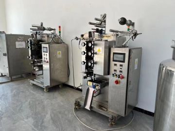 转让二手三边封液体包装机  二手四边封液体包装机