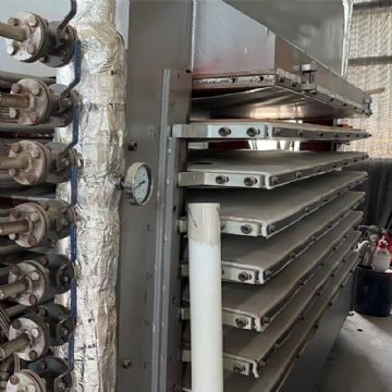 转让4x8尺7层华力贴面热压机 600吨压力 无锡