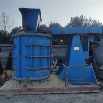 出售二手1500立轴破碎机,立轴制砂机