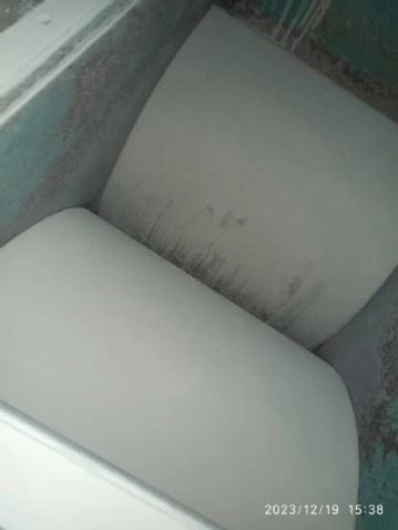 二手九成新2PG800x600弹簧对辊破碎制砂机