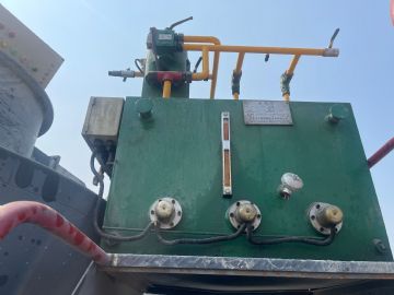 二手上海建冶双132KW电机9526型冲击式制砂机