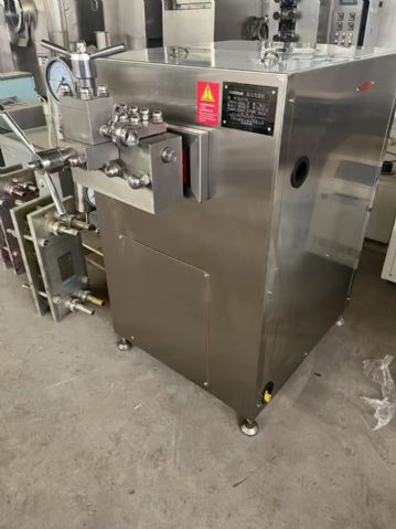 转让二手高压均质机 一台流量100升压力100兆帕