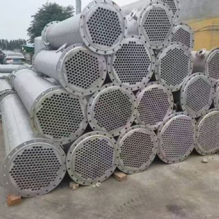 转让二手并加工定制不锈钢冷凝器和不锈钢储罐搅拌罐